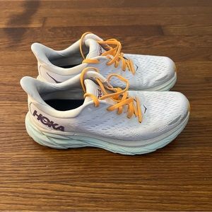 Women’s Hoka Clifton 8